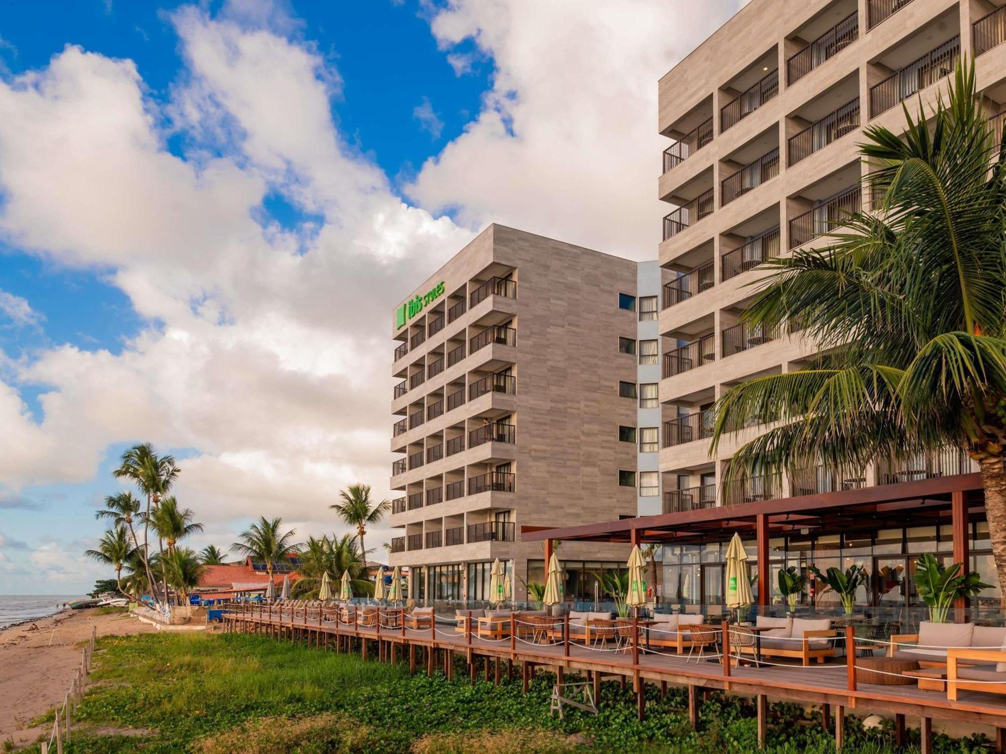 Ibis Styles Maragogi - O Primeiro Ibis Styles Pe Na Areia Do Brasil Esterno foto